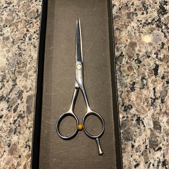 professional hair stylist scissors